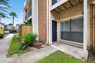 2001 Bering Drive #3D, Houston, TX 77057 - Photo 1