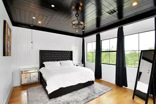 2303 Yupon St, Houston, TX 77006 - Photo 30