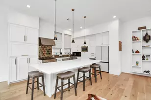 2303 Yupon St, Houston, TX 77006 - Photo 20