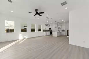 4516 Galesburg St, Houston, TX 77051 - Photo 4
