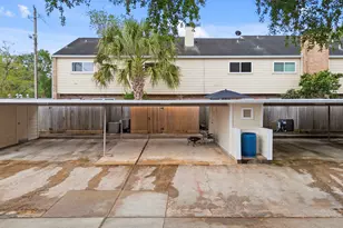 10152 Longmont Dr, Houston, TX 77042 - Photo 10