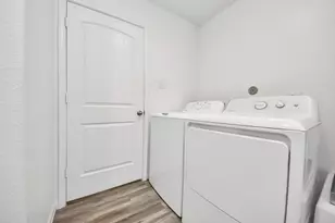 1908 Bellview St, La Marque, TX 77568 - Photo 12