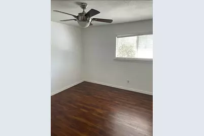1701 Upland Drive #184, Houston, TX 77043 - Photo 16
