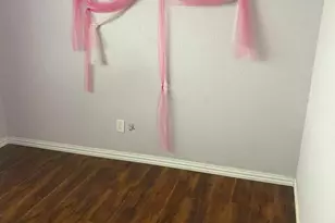 1701 Upland Dr, Houston, TX 77043 - Photo 14