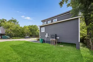 2614 Noble St, Houston, TX 77026 - Photo 18