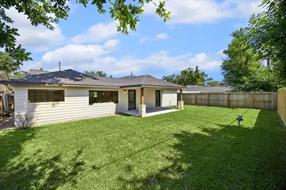 1827 Millwood Drive, Houston, TX 77008 - Photo 26