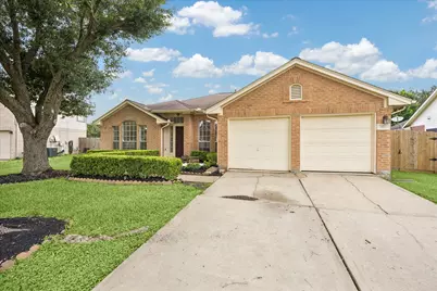 1906 Thistlecreek Court, Fresno, TX 77545 - Photo 2
