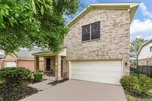 10422 Lyndon Meadows Dr, Houston, TX 77095 - Photo 2