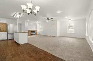 729 E 41st St, Houston, TX 77022 - Photo 8