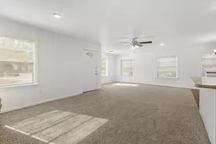 729 E 41st St, Houston, TX 77022 - Photo 6