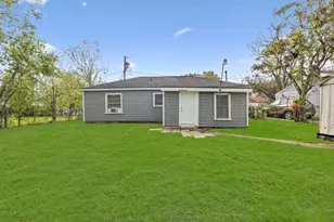 729 E 41st St, Houston, TX 77022 - Photo 22