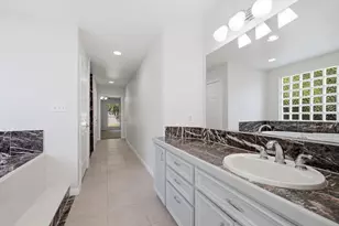 2527 S San Antonio St, Pearland, TX 77581 - Photo 6