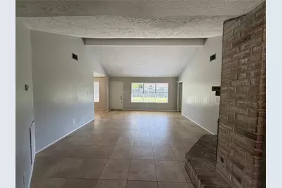 2815 Fir Crest Court, Stafford, TX 77477 - Photo 4