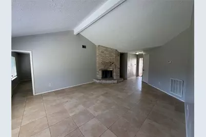 2815 Fir Crest Court, Stafford, TX 77477 - Photo 6