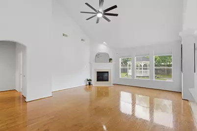 15902 Emerald Briar Lane, Houston, TX 77084 - Photo 4