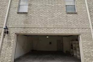 3800 Tanglewilde St, Houston, TX 77063 - Photo 12