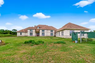 1013 Battlebell Rd, Highlands, TX 77562 - Photo 4