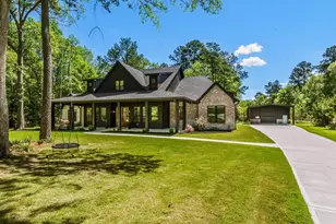 157 Wagon Pass Dr, Huntsville, TX 77340 - Photo 1