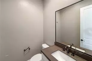 3711 Newhouse St, Houston, TX 77019 - Photo 18
