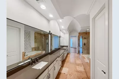 3711 Newhouse Street, Houston, TX 77019 - Photo 4