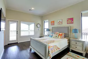 70 Sunset Park Ln, Sugar Land, TX 77479 - Photo 32