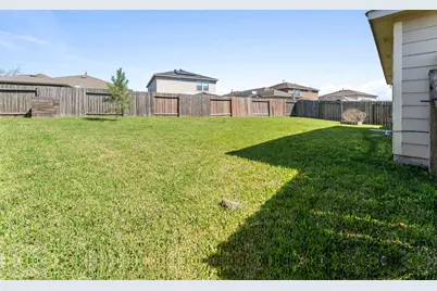 12038 Helvick Crescent Avenue, Houston, TX 77051 - Photo 16