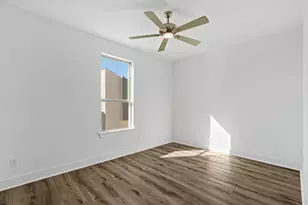 5608 Savyon Dr, Houston, TX 77091 - Photo 32