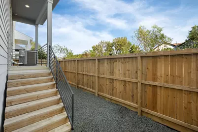 5608 Savyon Drive, Houston, TX 77091 - Photo 40