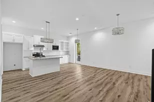 5608 Savyon Dr, Houston, TX 77091 - Photo 14