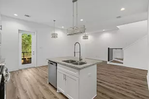 5608 Savyon Dr, Houston, TX 77091 - Photo 10