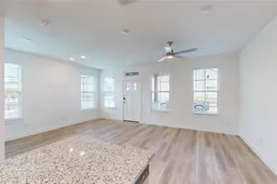 2920 ELLE DR, Grand Prairie, TX 75052 - Photo 18