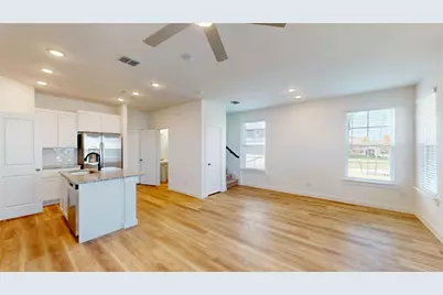 2920 Elle Drive, Grand Prairie, TX 75052 - Photo 10