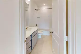 2920 ELLE DR, Grand Prairie, TX 75052 - Photo 34