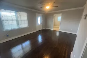 3109 Airport Blvd, Houston, TX 77051 - Photo 2