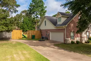 290 Austin Ln, Pollok, TX 75969 - Photo 2