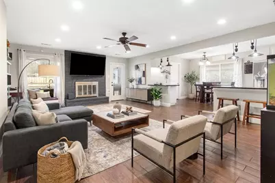 3804 September Drive, Baytown, TX 77521 - Photo 4