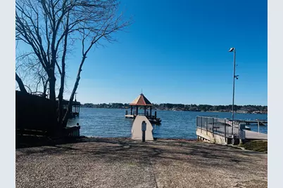 13198 Bunker Hill Drive, Willis, TX 77318 - Photo 10