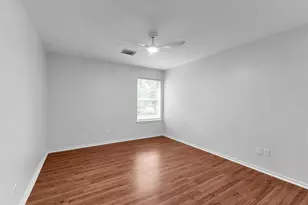 87 S Wynnoak Cir, The Woodlands, TX 77382 - Photo 14