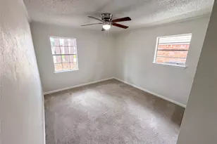 912 S 23rd St, Nederland, TX 77627 - Photo 8