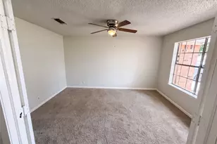 912 S 23rd St, Nederland, TX 77627 - Photo 4