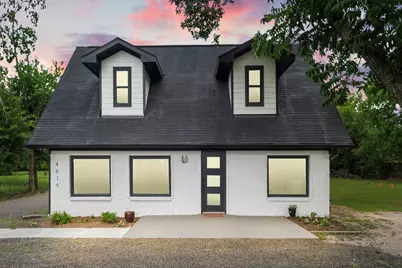 4615 W Walnut, Pearland, TX 77581 - Photo 1