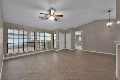 93 W High Oaks Circle, The Woodlands, TX 77380 - Photo 6