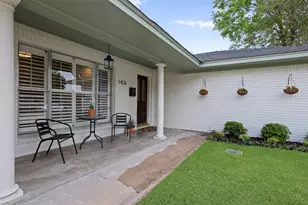 1426 Freedonia Dr, Houston, TX 77055 - Photo 2