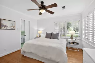 1426 Freedonia Dr, Houston, TX 77055 - Photo 24