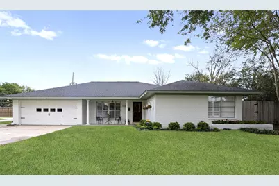 1426 Freedonia Drive, Houston, TX 77055 - Photo 1