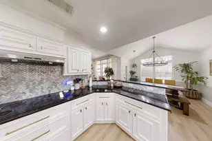 13934 Dolphin Dr, Willis, TX 77318 - Photo 14