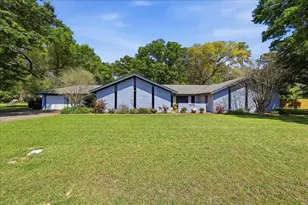 3010 Kelley St, Orange, TX 77630 - Photo 2