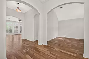 5242 Fountainbrook Ln, Sugar Land, TX 77479 - Photo 10