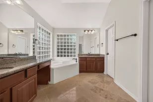 5242 Fountainbrook Ln, Sugar Land, TX 77479 - Photo 38