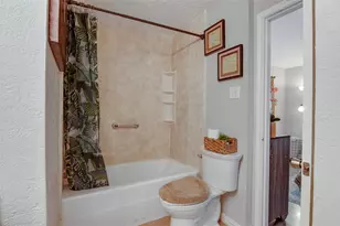 11827 Westlock Dr, Tomball, TX 77377 - Photo 14